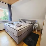 Apartment 2 - Naehe Phantasialand, Koeln, Bonn